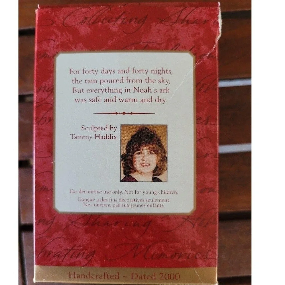 Hallmark Keepsake Ornament Safe in Noah's‎ Ark  Handcrafted Christmas 2000